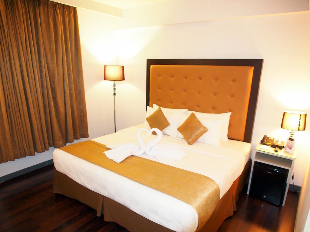 Maven Fatmawati Hotel Jakarta Szoba fotó